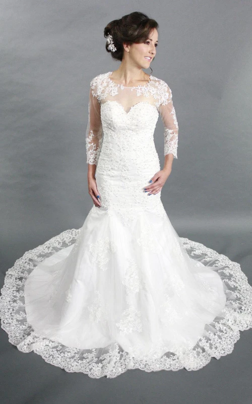 Robe sirène en dentelle à manches longues, dos illusion et col rond, manches longues, dos nu et col rond.