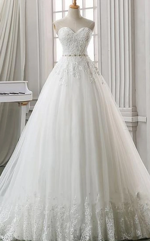 Vestido de gala de corte A, estilo imperio, largo hasta el suelo, escote corazón, sin mangas, estilo campana, con apliques, corsé en la espalda y encaje de organza.