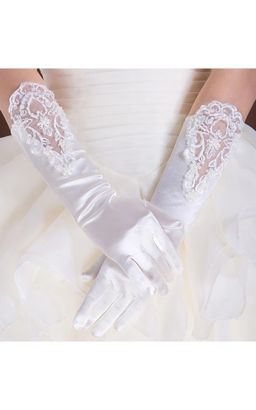 Weiße, lange Pailletten- und Perlenhandschuhe aus Stretch-Satin