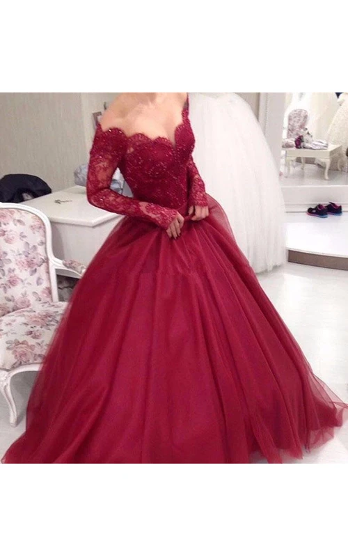 Robe de bal en dentelle et tulle, épaules dénudées, manches longues, fermeture éclair, dos nu en V