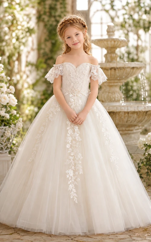 Robe de bal en tulle à épaules dénudées, robe de demoiselle d'honneur en dentelle avec manches courtes et jupe longue.