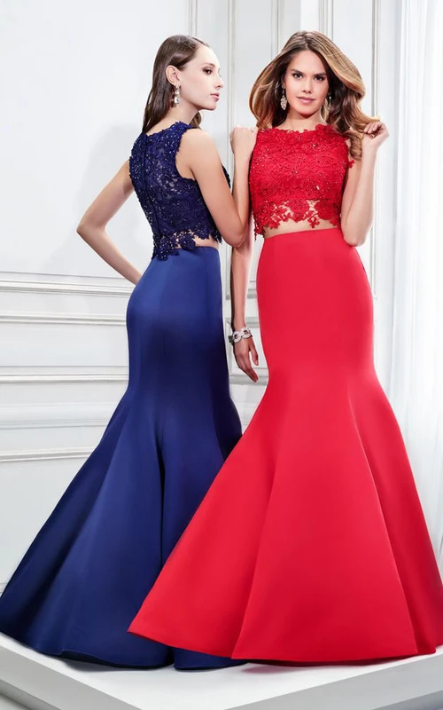 Meerjungfrauen-Abendkleid aus Satin, ärmellos, mit Applikationen am Halsausschnitt und Schmucksteinen