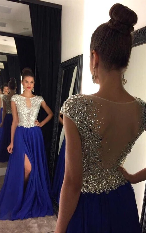 Superbe robe de bal bleu royal à manches courtes, longue en mousseline ornée de cristaux