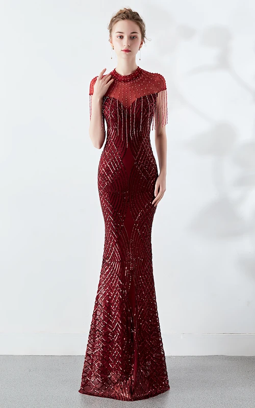 Robe de soirée longue sirène cintrée pour femme, idéale pour le printemps.