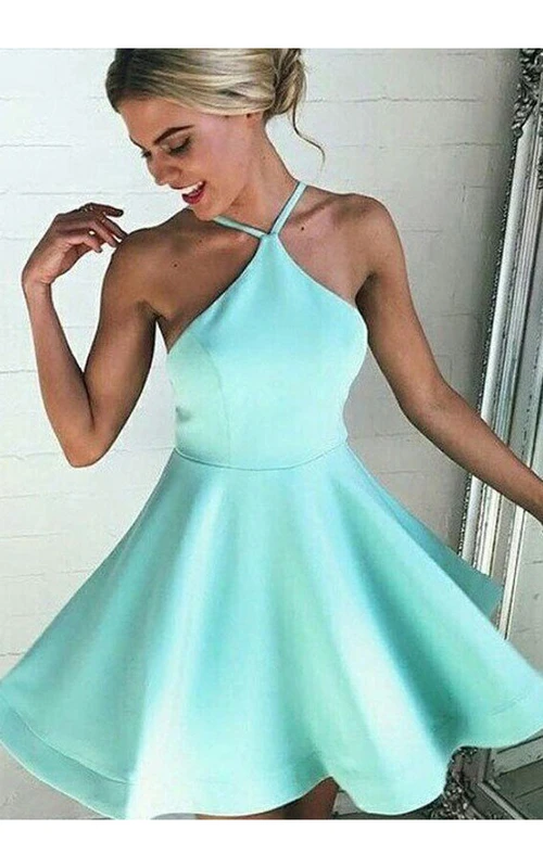 Vestido corto de satén sin mangas con escote halter y corte en A para fiesta de bienvenida