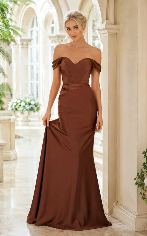 Braunes schulterfreies, gerafftes Meerjungfrauen-Abendkleid aus Satin