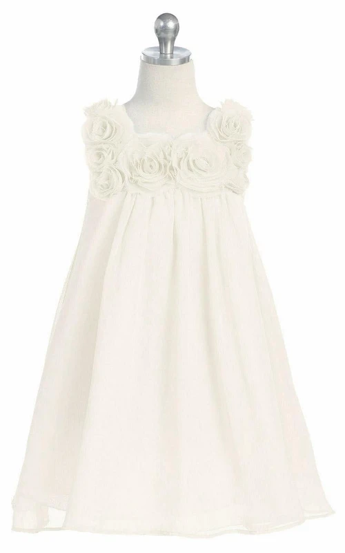 Robe de demoiselle d'honneur sans manches en mousseline arrivant aux genoux