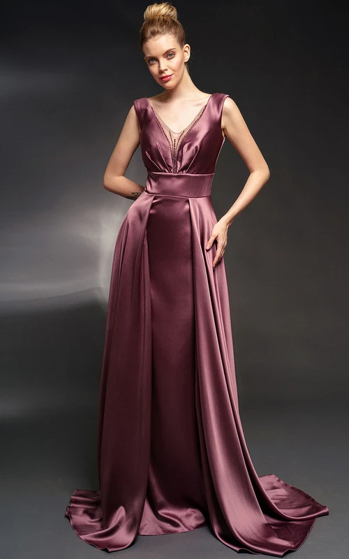 Robe sans manches en satin à col en V ornée de perles et dos nu en V