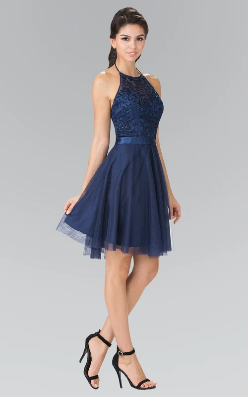 Robe trapèze mini dos nu sans manches en tulle et satin brodée
