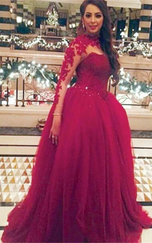 Nuevo vestido de novia de tul estilo princesa con mangas largas y apliques