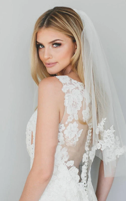 Voile de mariée court en tulle souple à une seule couche
