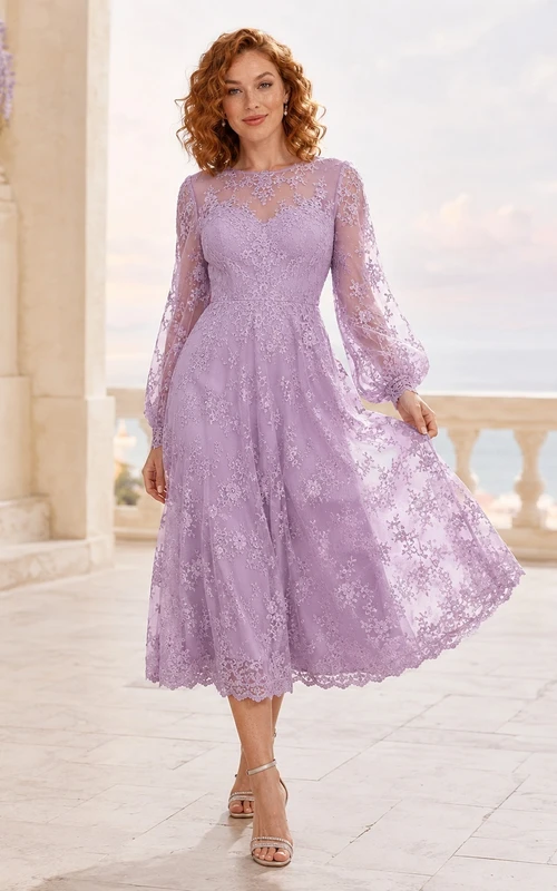 Robe d'invitée romantique en dentelle florale lilas, manches bateau, coupe trapèze, longueur thé