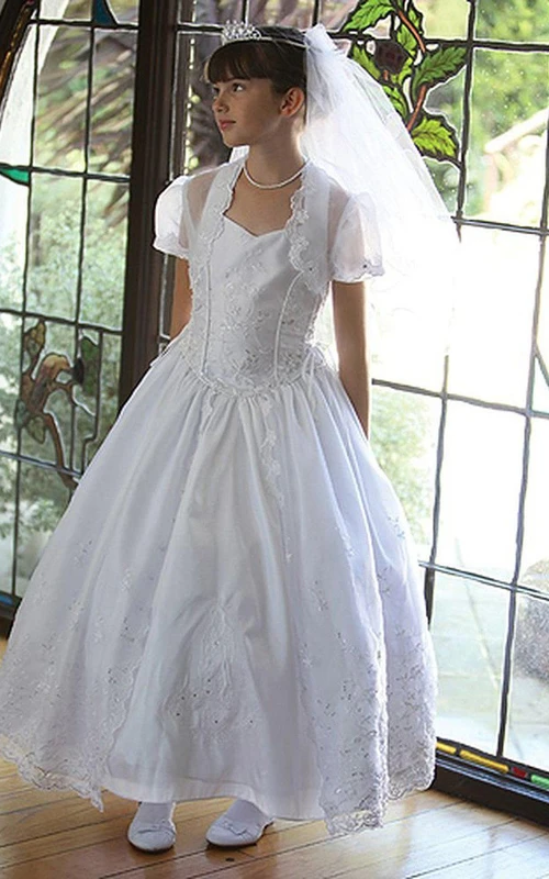 Robe trapèze dos nu avec perles et veste