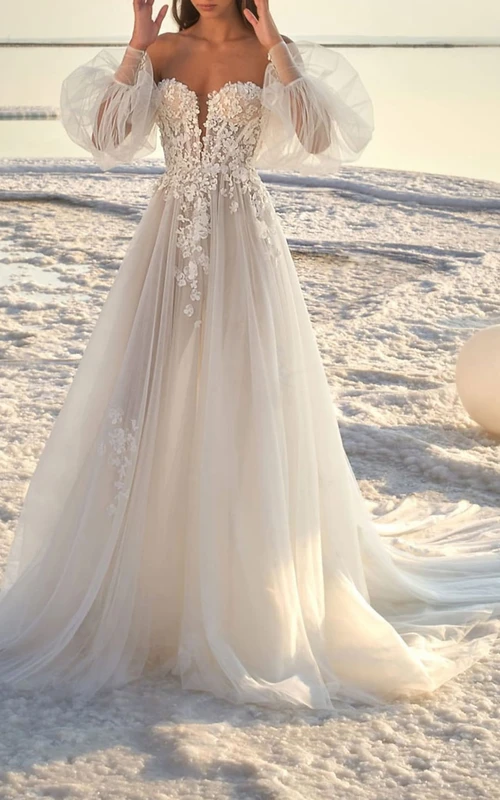 Ätherisches schulterfreies Tüllballkleid mit Puffärmeln