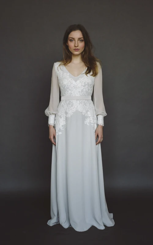 Long Poet Sleeve Split Chiffon Wedding Bridal Gown With V-neck And Lace Appliques