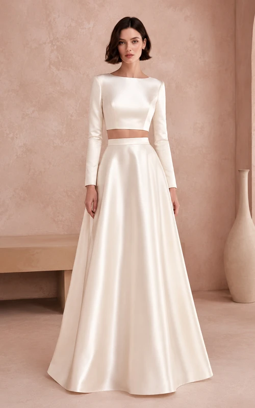 Robe de mariée deux pièces en satin à manches longues et coupe trapèze, style bateau