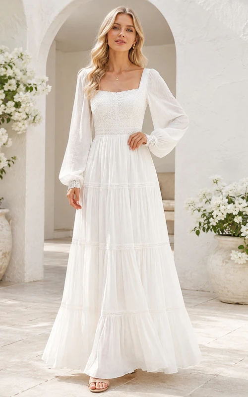 Robe de mariée de cour en mousseline à col carré, manches bouffantes et volants, style sobre, style court.