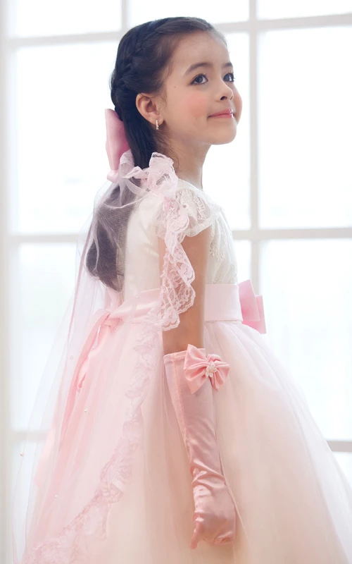 Voile de demoiselle d'honneur princesse en tulle à volants et dentelle, orné d'un nœud.