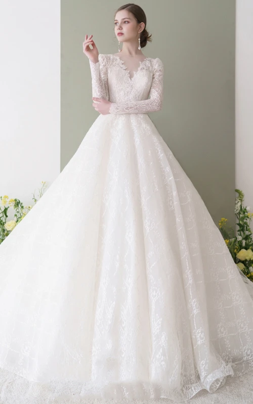 Vestido de novia estilo princesa romántico, largo hasta el suelo, de encaje, manga larga, escote en forma de ojo de cerradura y apliques.