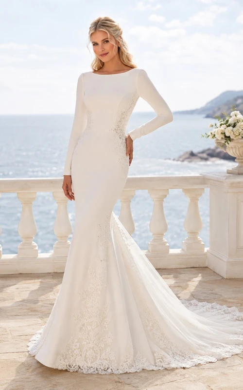 Vestido de novia de encaje estilo sirena con escote barco y mangas largas, de estilo modesto.