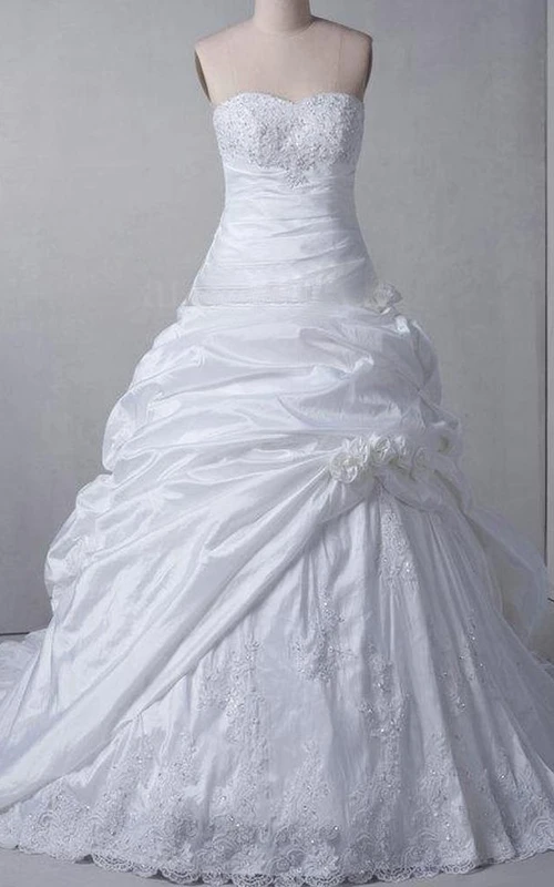 Knee-Length Straps Sweetheart Appliques Straps Keyhole Lace Taffeta Dress