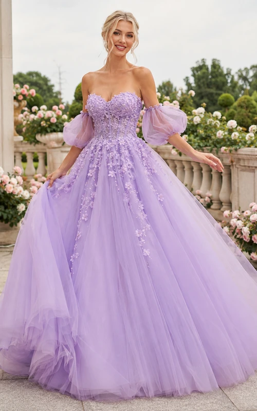 Vestido de quinceañera largo hasta el suelo, sin tirantes, con escote corazón, sin mangas, de tul, con apliques de encaje, volantes en cascada y espalda descubierta, color lavanda.