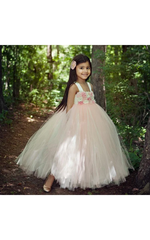 Robe de bal longue en tulle style empire fleuri pour demoiselle d'honneur