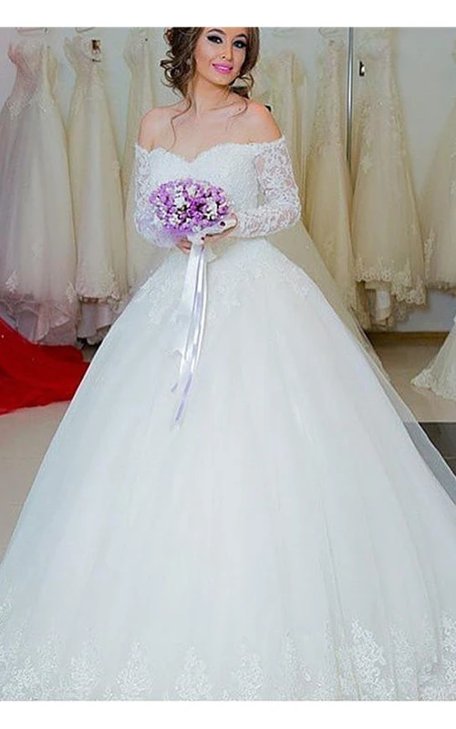 Elegantes schulterfreies Brautkleid aus Spitze und Tüll mit langen Ärmeln