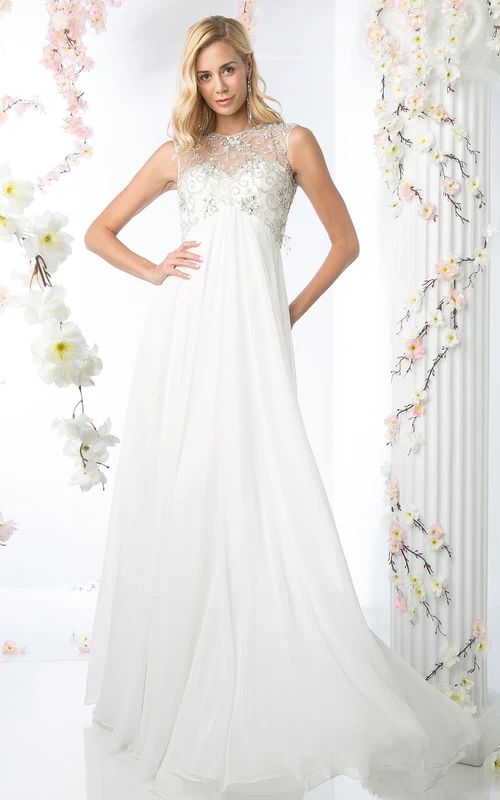 Ärmelloses A-Linien-Chiffonkleid im Empire-Stil mit Schlüssellochausschnitt und Perlenstickerei.