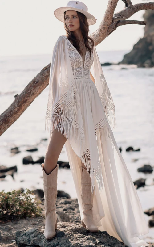 Boho-Hochzeitskleid im Landhausstil mit tiefem Ausschnitt, langen Ärmeln, asymmetrischem Saum, Empire-Schnitt, Spitze und Chiffon, tiefem V-Ausschnitt am Rücken