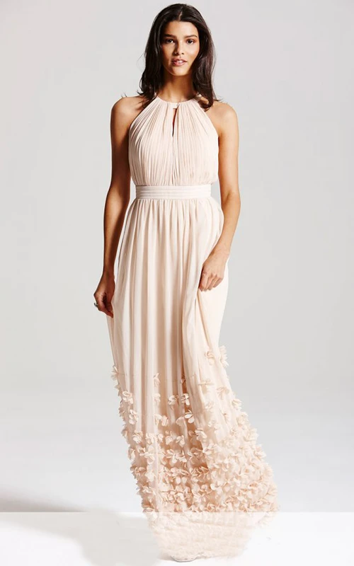 Robe longue à col montant plissé avec décolleté en forme de goutte et pétales