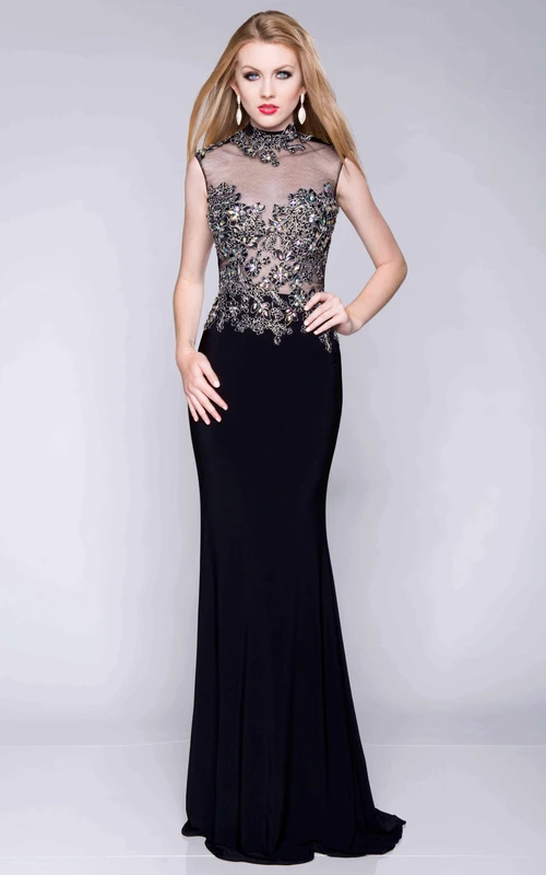 Vestido de fiesta de jersey sin mangas con cuello alto y columna, con corpiño metálico.