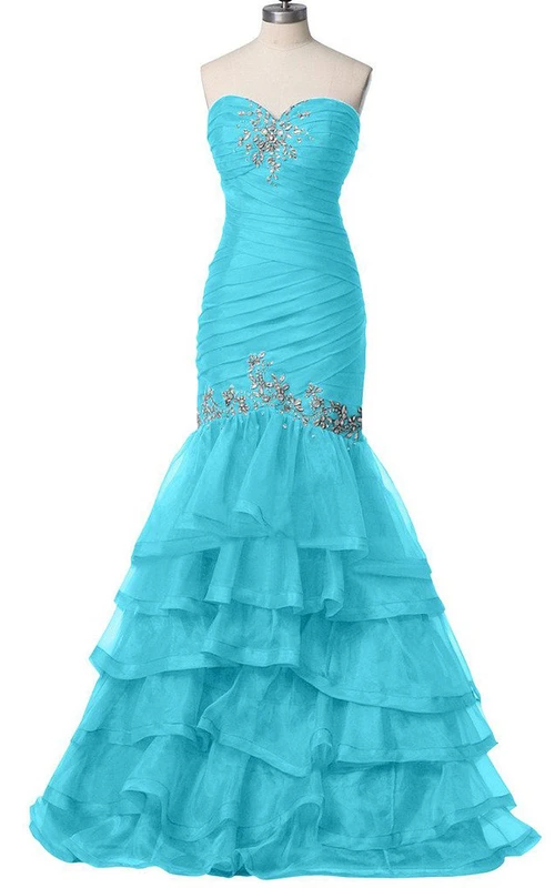 Trompetenkleid mit Herzausschnitt, Stufen und Perlenstickerei