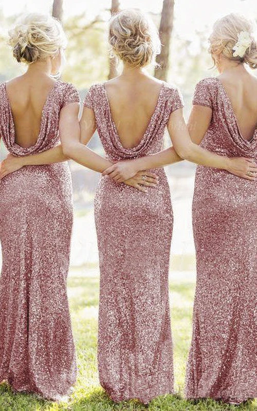 Robe fourreau longue à manches courtes entièrement recouverte de sequins