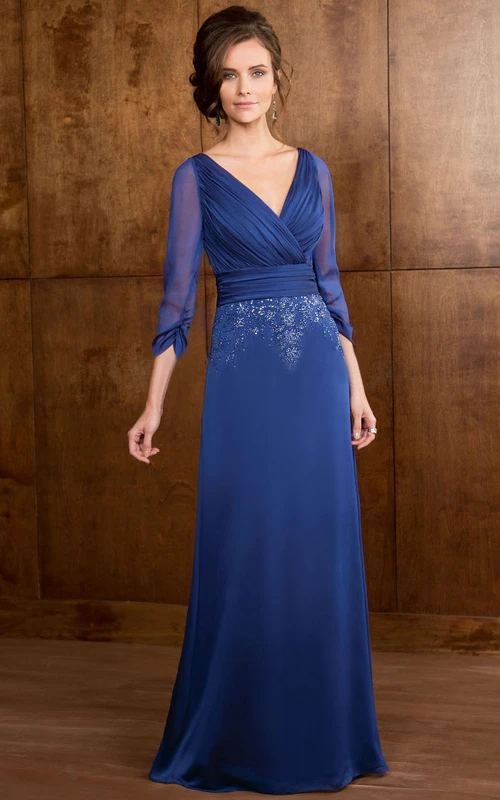 Vestido de novia de manga tres cuartos, largo hasta el suelo, escote en V, fruncido, de punto, para la madre de la novia, con detalles de pedrería.