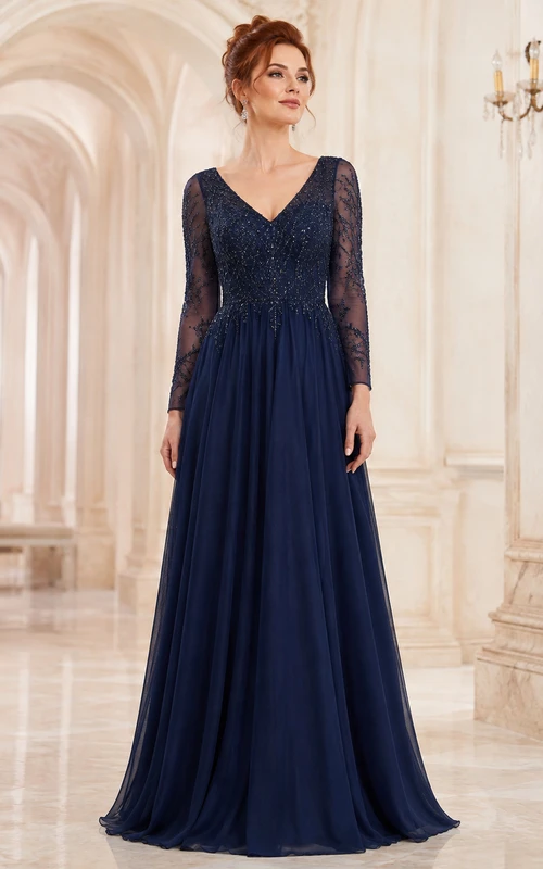 Vestido largo de corte A con escote en V, mangas largas, encaje floral con cuentas y espalda baja en V, color azul marino oscuro.