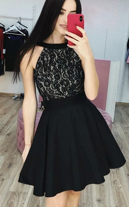 Ärmelloses A-Linien-Kleid aus Taftspitze mit Falten für den Abschlussball
