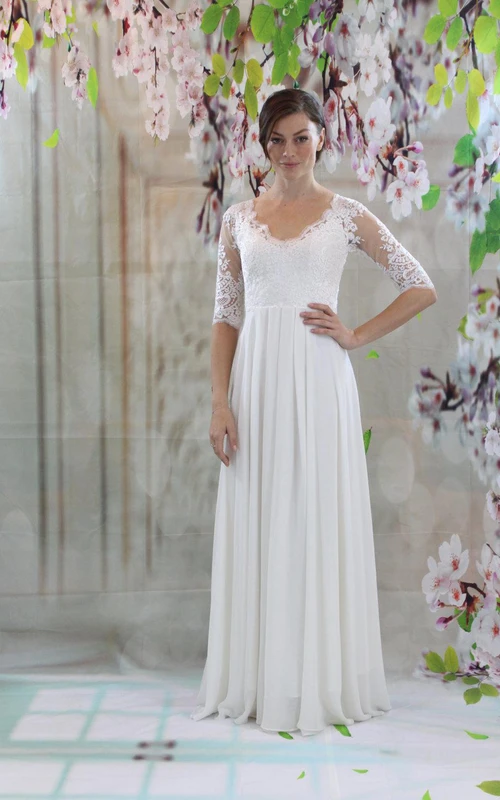 Chiffonkleid mit halblangen Ärmeln, V-Ausschnitt, Schlüssellochausschnitt am Rücken, Spitzenoberteil und Faltenrock