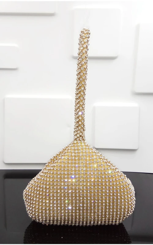 Bezaubernde Kristall-Clutch