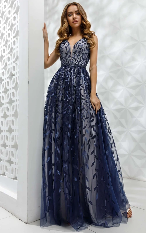 Robe de bal longue sans manches à col en V et coupe empire brodée, style trapèze