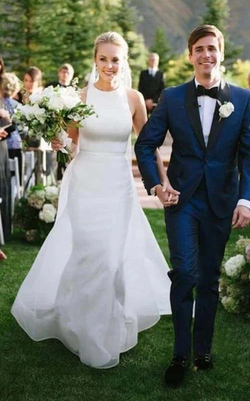Schlichtes ärmelloses Etuikleid aus Satin und Chiffon im Landhausstil für Hochzeiten