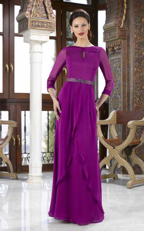 Brautmutterkleid aus Chiffon mit langem, juwelenbesetztem Kragen und Drapierungen