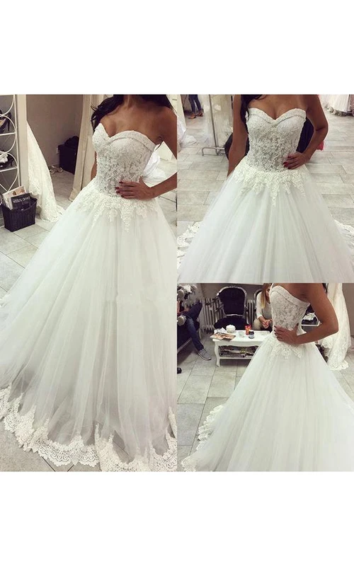 Vestido de novia de princesa romántico con apliques de encaje de tul y escote corazón