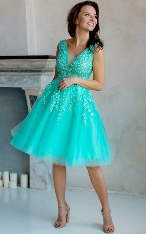 corset style wedding guest dress Plus-Size Short with Sheer Emerald / 16W city reception V-Neck Corset Midi Shirt Size:4X-LARGE Footer: Limited Edition