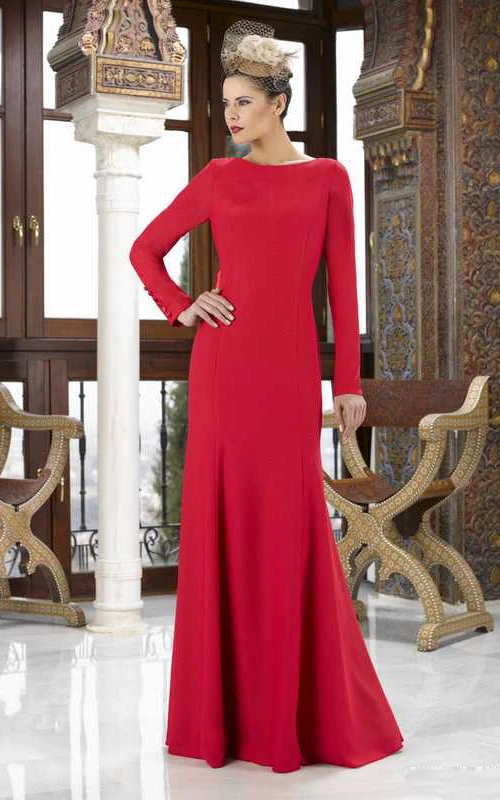 Vestido de novia de manga larga con cuello joya y lazo en jersey para la madre de la novia
