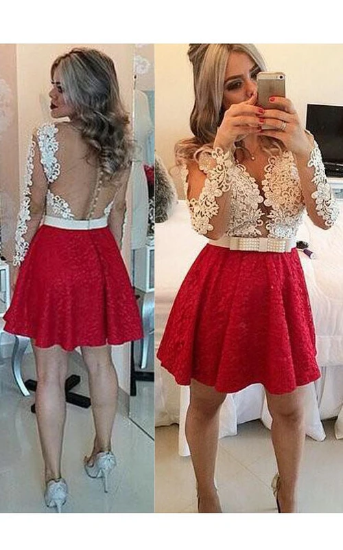 Robe courte mini à manches longues ornée de perles et de dentelle, dos nu en forme de goutte