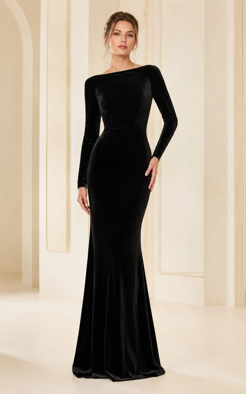 Schwarzes, hochgeschlossenes, langärmeliges Meerjungfrauen-Abendkleid aus Samt