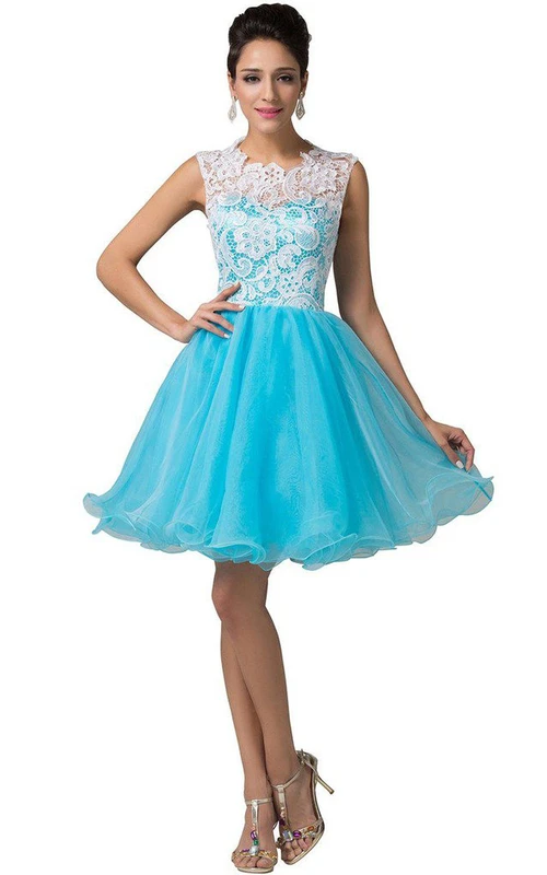 Robe en tulle sans manches de coupe trapèze avec corsage appliqué