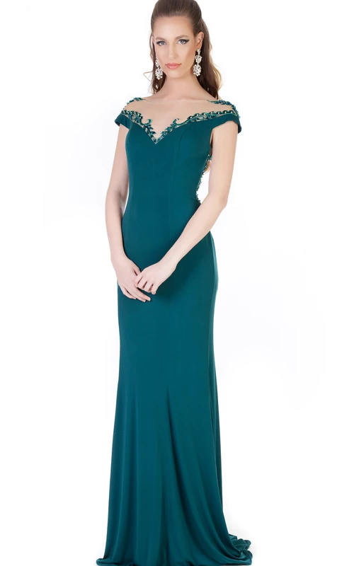 Vestido de noche largo de jersey con cuello joya, mangas cortas y escote redondo, estilo tubo.
