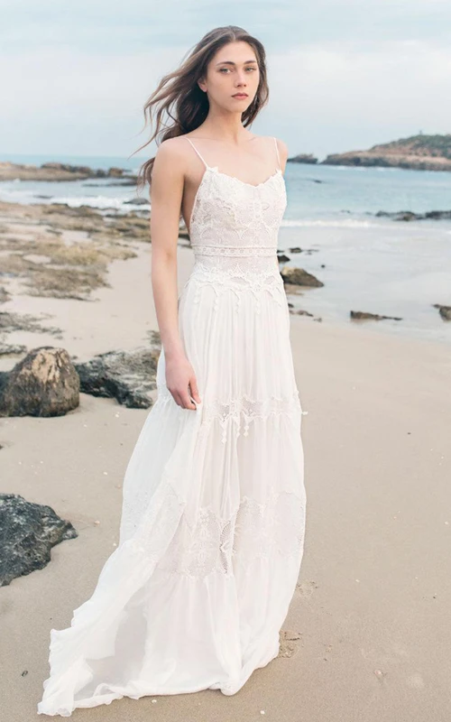 Vestido de novia bohemio playero de gasa sin tirantes con tirantes finos